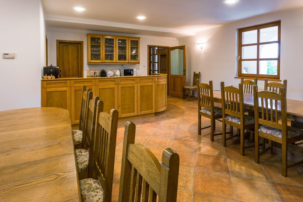 Figula Vendeghaz Hotel Balatonfured Luaran gambar