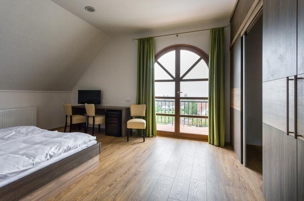 Figula Vendeghaz Hotel Balatonfured Luaran gambar