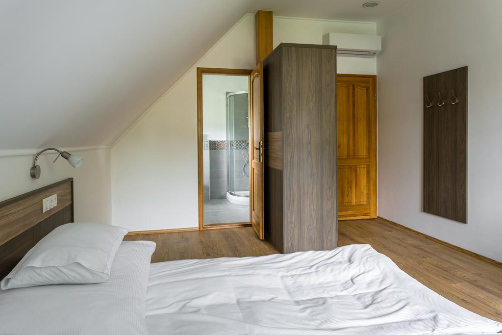 Figula Vendeghaz Hotel Balatonfured Luaran gambar