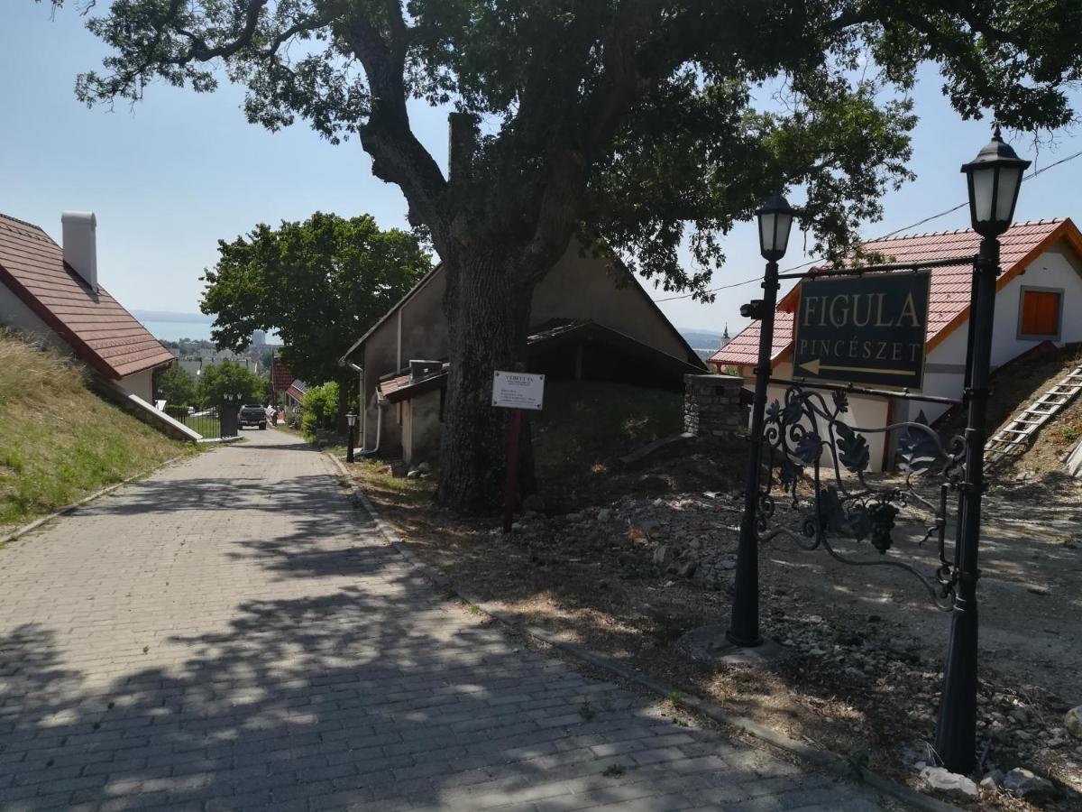 Figula Vendeghaz Hotel Balatonfured Luaran gambar